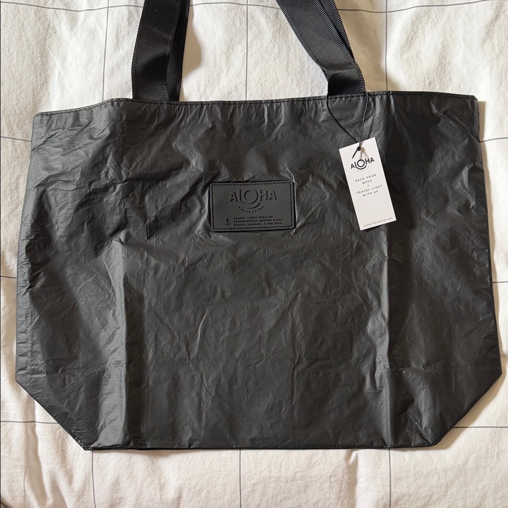 ALOHAS Black Tote Bag